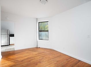 198 15th St #8, Brooklyn, NY 11215