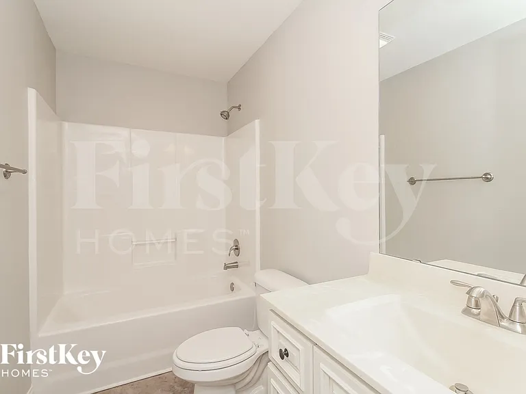 127 Phoenix Ct — Photo 13