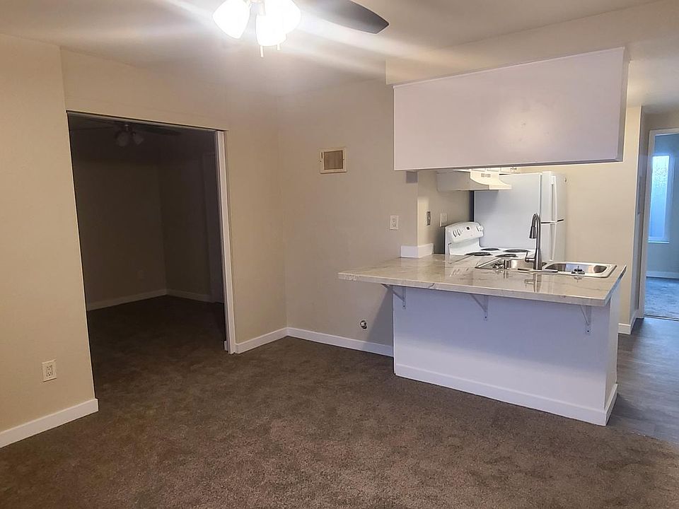 1st image of 4236 Estrella Ave #3