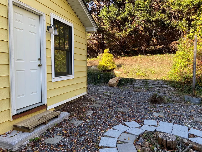 27 Vine St — Photo 8