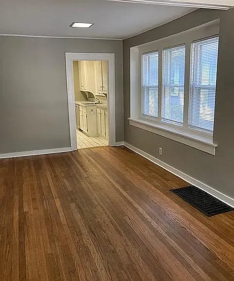 2 bed, 750 sqft, $1,450 — Photo 2