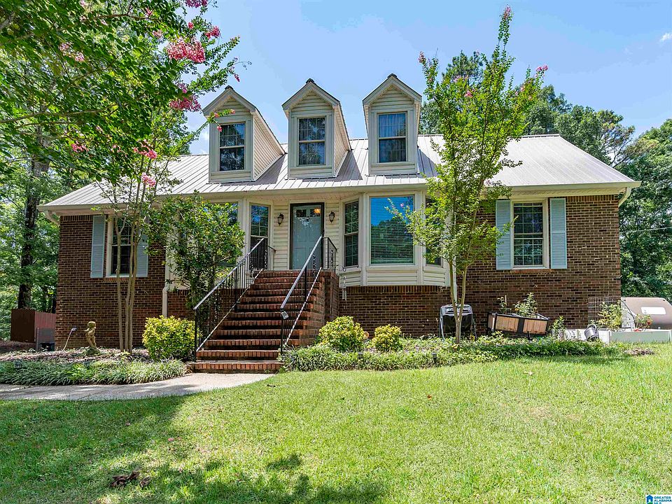 1st image of 2614 Royal Cir