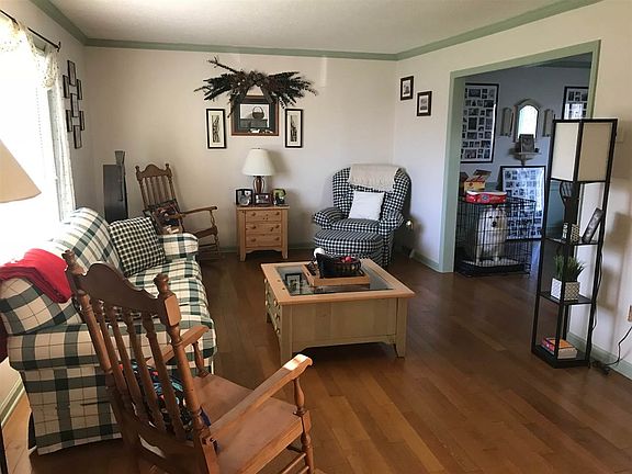 2nd image of 15 Coventry Dr