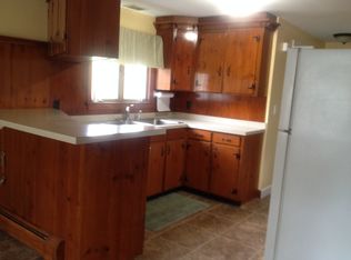 99 Burnt Hill Rd, Scituate, RI 02831