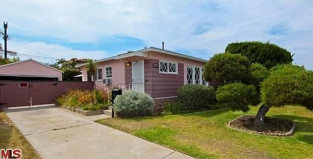 1st image of 7849 Truxton Ave