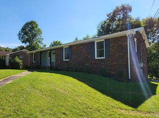415 Christopher Dr, Clarksville, TN 37042