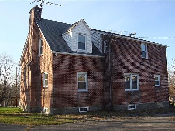 3rd image of 3232 Gomer St