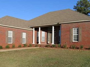 1940 Chancellor Ridge Rd, Prattville, AL 36066