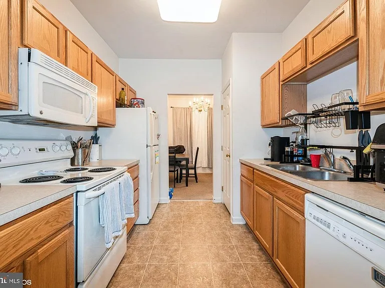 636 Wye Oak Dr — Photo 8