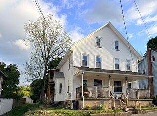 222 Chestnut St APT B, Bangor, PA 18013