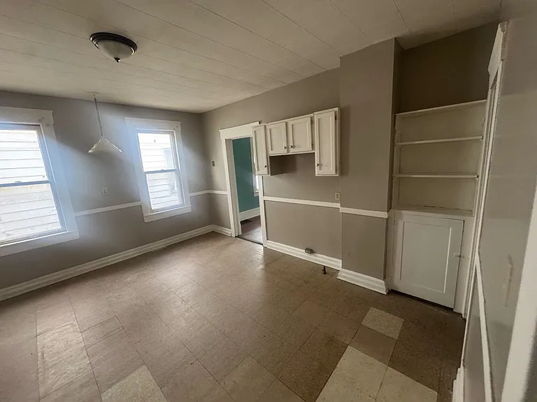 6401 Gertrude Ave — Photo 28