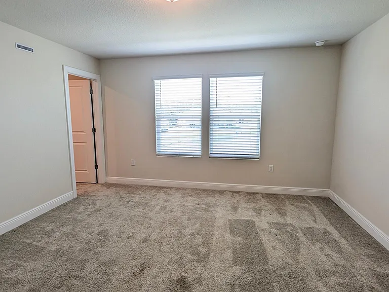 4540 Sparkling Shell Ave — Photo 8
