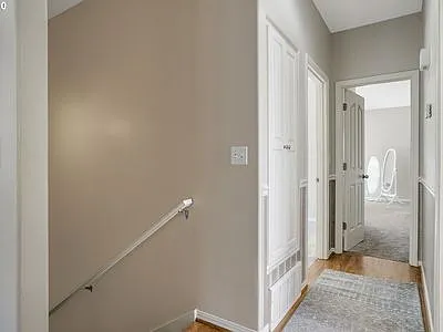 2073 Browning Ave S — Photo 59