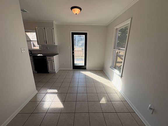 4th image of 1311 Hathshire Dr