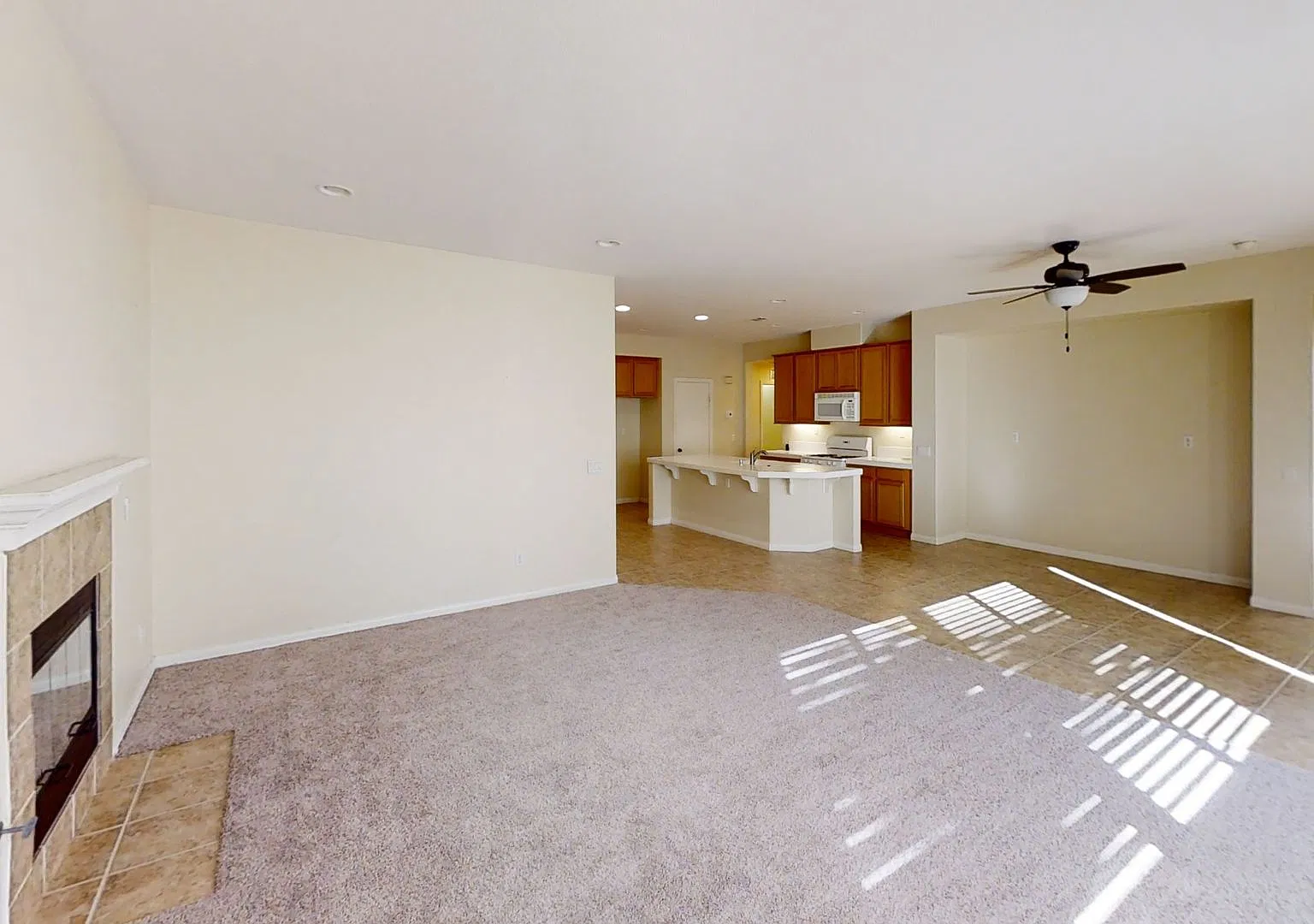 3 Bedroom 2 Bathroom House in the Sundance Community in Beaumont — Photo 3