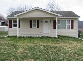 252 Polk St, Harpers Ferry, WV 25425