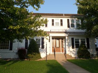 1028 West Ave, Holdrege, NE 68949