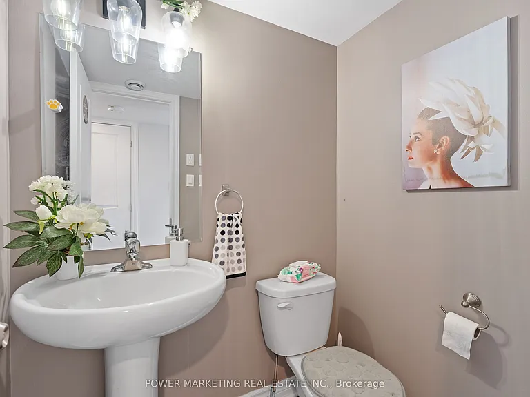 2240 Tenth Line Rd #8 — Photo 18