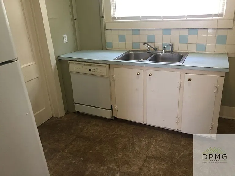 204 Shepard St — Photo 3
