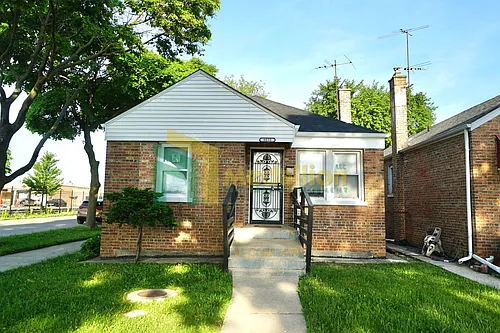 9858 S Drexel Ave Photo 1