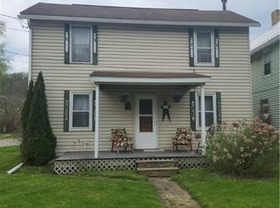 1221 Pegtown Ave, North Apollo, PA 15673