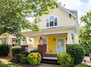 315 Woodvale Pl, Charlotte, NC 28208