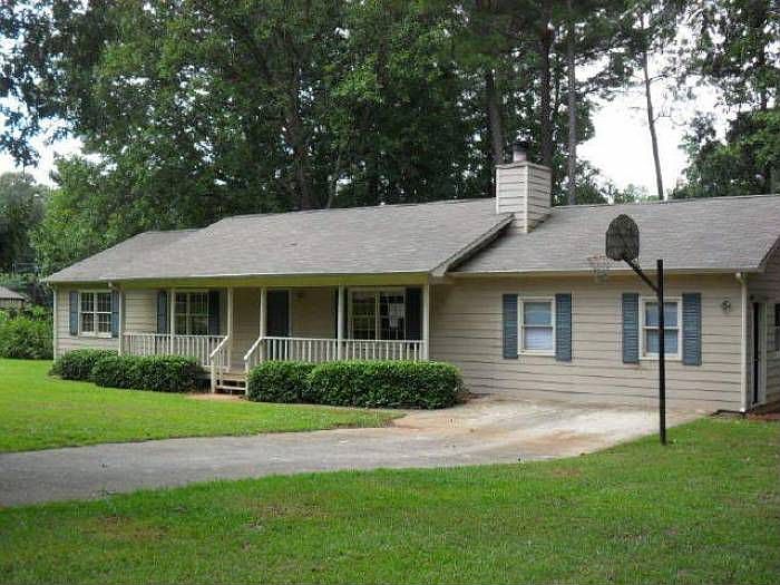 1st image of 212 Summerfield Ln