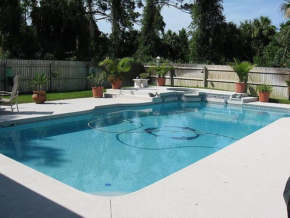 Pool/Hot Tub 16' x 30'