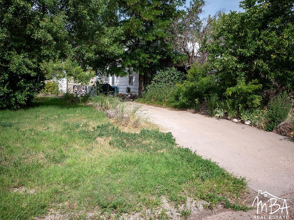233 N 6th St, Dighton, KS 67839 MLS 19065 Zillow