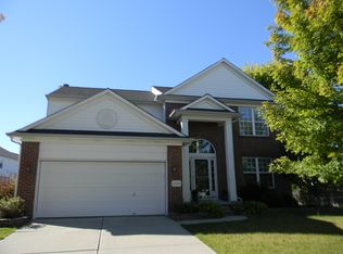 11509 Rossburn Dr, Fishers, IN 46037