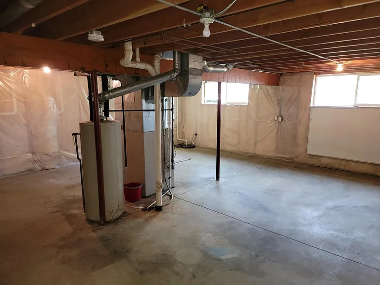 312 Rockhurst Dr SW — Photo 22