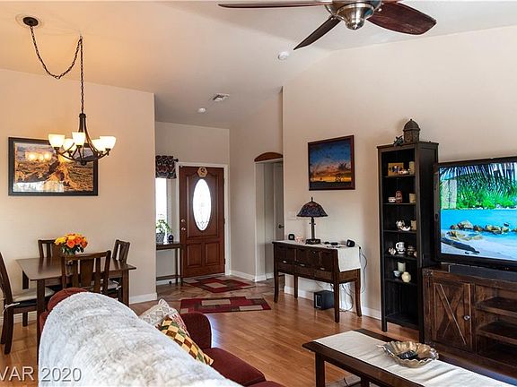 4th image of 2632 Youngdale Dr