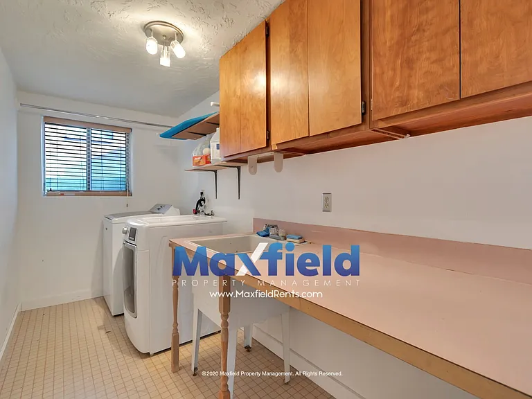 11670 S Hidden Valley Blvd — Photo 21