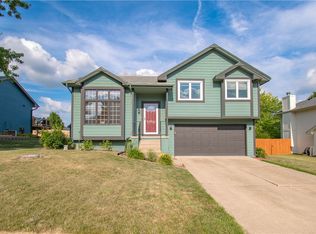 245 Becky Lynn Blvd, Pleasant Hill, IA 50327