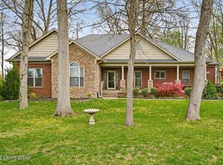 2832 Klondike Ln, Louisville, KY