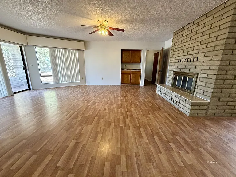 3028 S Fairway Ave — Photo 11