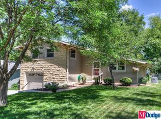 4621 N 83rd St, Omaha, NE 68134