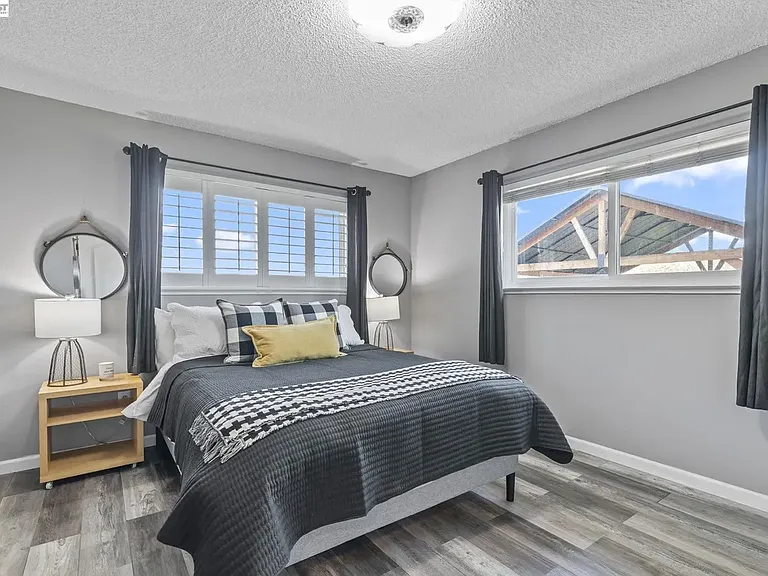 25820 S Macarthur Dr — Photo 5