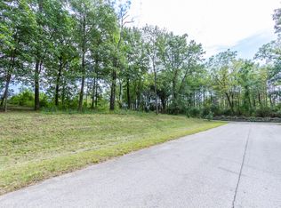 17701 Granite Dr, Marengo, IL 60152