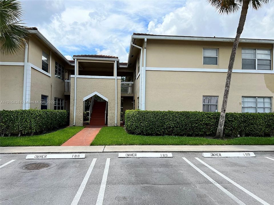 1st image of 1040 Twin Lakes Dr #22-F