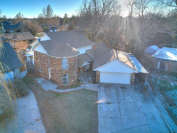 2nd image of 1805 Graham Cir
