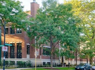 2836 N Greenview Ave, Chicago, IL 60657
