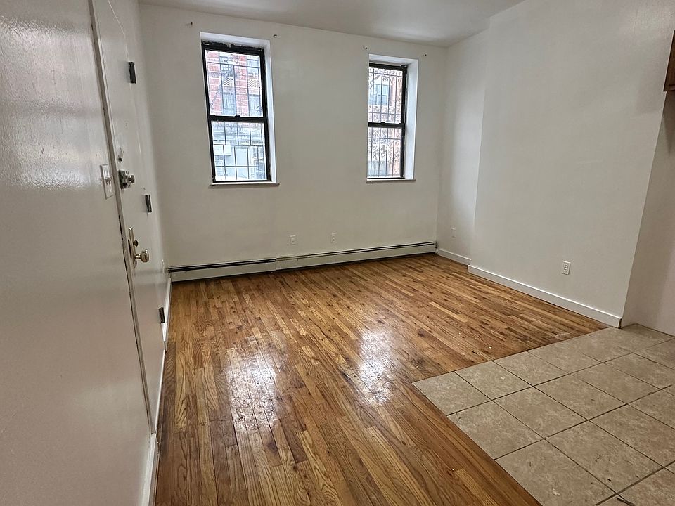 1st image of 2252 Pacific St #1