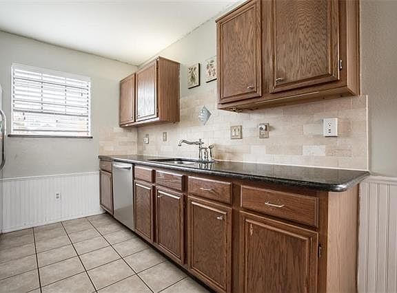 5th image of 1791 Circle Creek Dr