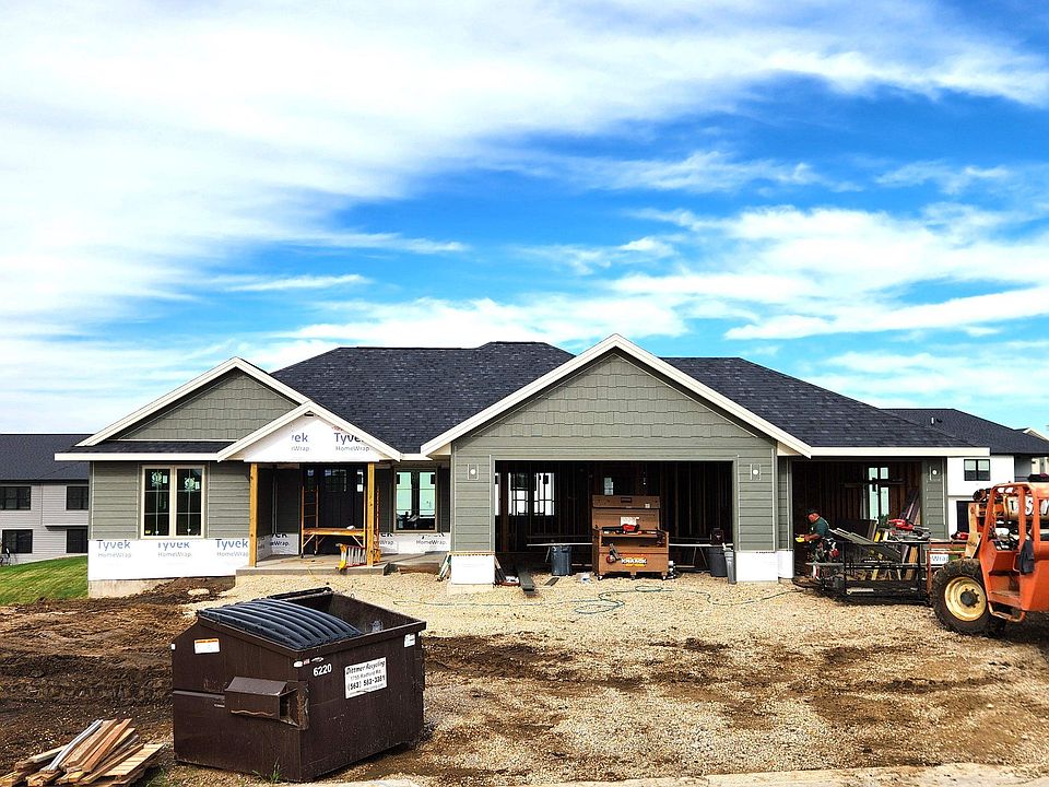 1st image of 383 Gavin Cir