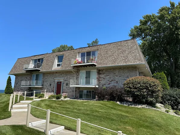 3610 Lakeshore Dr APT C4, Saint Joseph, MI 49085