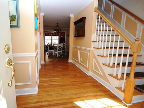 Sunny front foyer