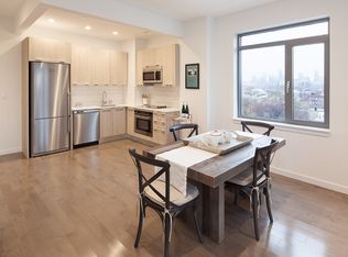 3040 21st St #311, Astoria, NY 11102