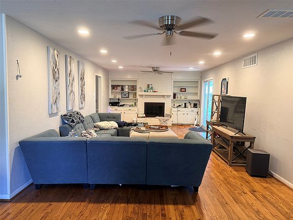 4th image of 10940 Ferndale Rd