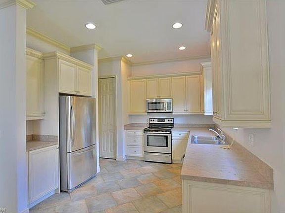 5th image of 13671 Troia Dr
